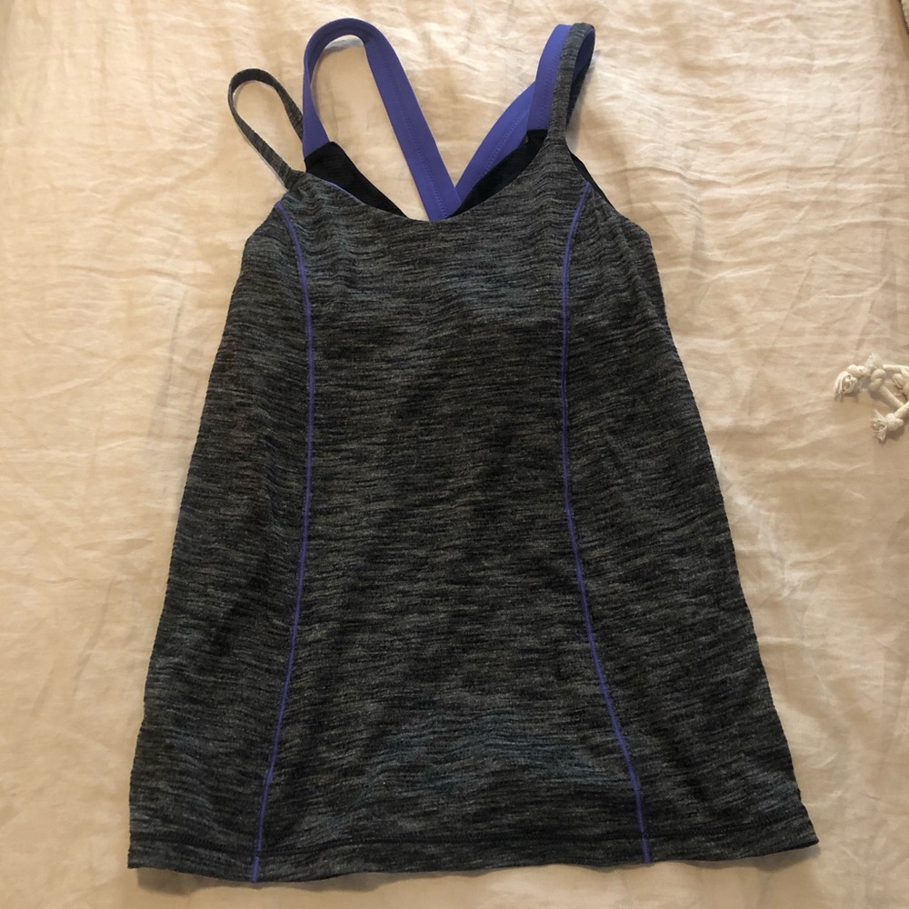 Lululemon tank with built in sports bra